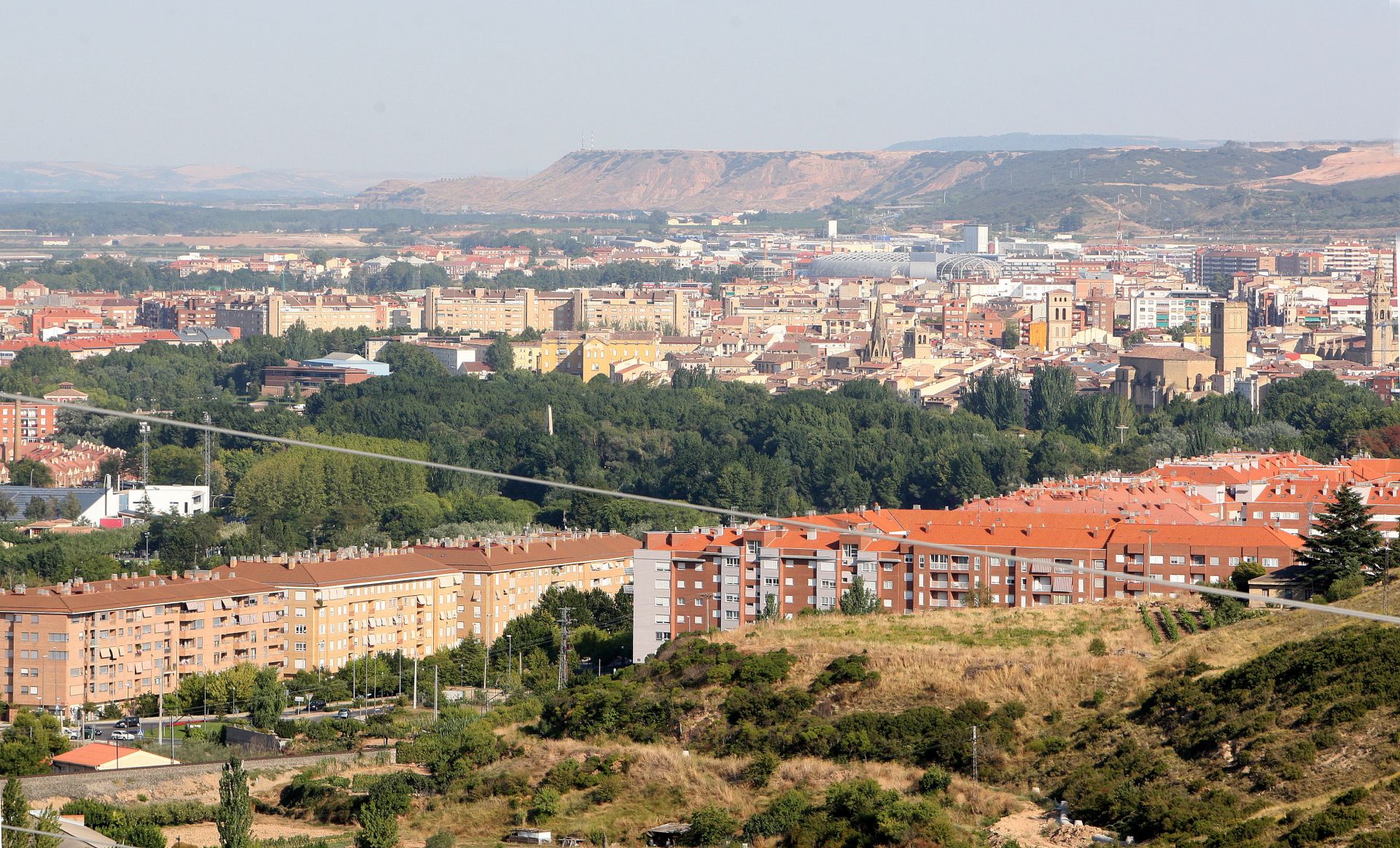 El Ayuntamiento saca a la venta 294 plazas de garaje y 6 trasteros situados en Logroño y Fuenmayor