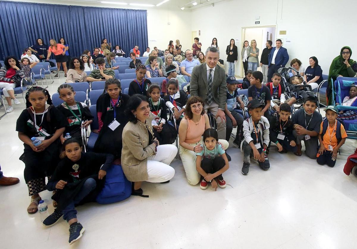 Niños saharauis a su llegada a Logroño