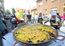 Paellas en las fiestas de Yagüe