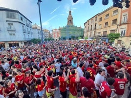 Ambiente previo al partido en Calahorra.