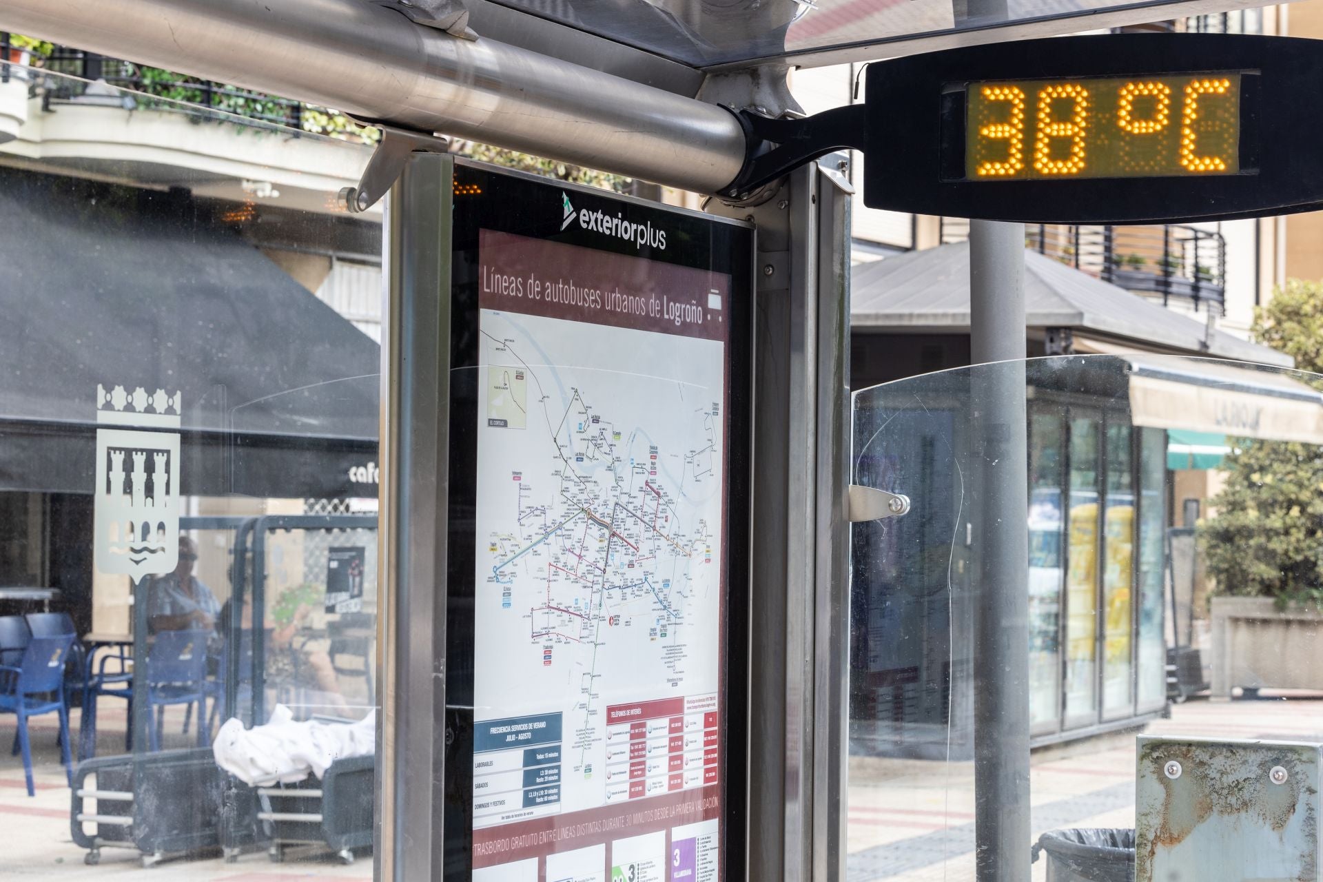 Un termómetro marca 38 grados en Logroño, la pasada semana.