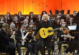 Amancio Prada, durante una concierto con la Orquesta y Coro de RTVE.