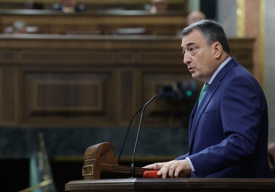 Aitor Esteban (PNV) durante su intervención en el Congreso este miércoles.