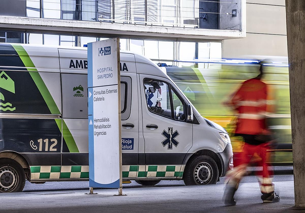 Una ciclista herida tras colisionar con un vehículo