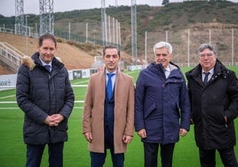 Jesús Alonso, Pedro Rocha, Juanjo Guerreros y Jacinto Alonso, durante la visita a la Ciudad Deportiva.