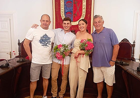 Los presidentes del Hambre y la Calagurritana, con los reyes.