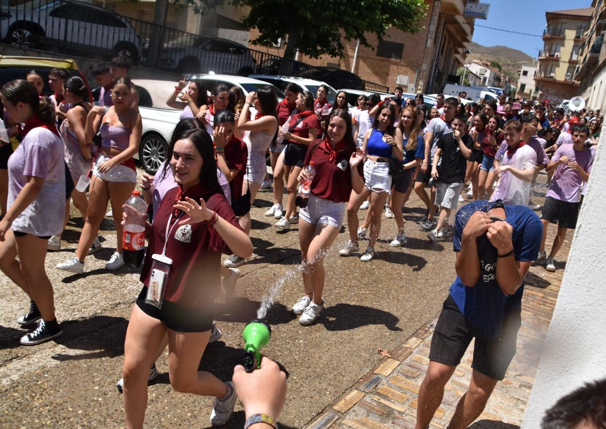 Imagen secundaria 1 - Pañuelos para todos en Cervera