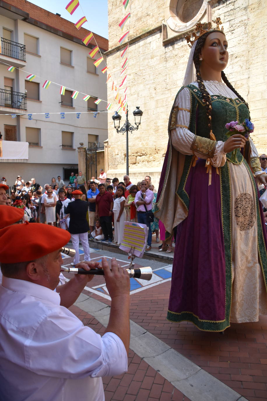 Búscate en las fiestas de Santa Ana de Cervera