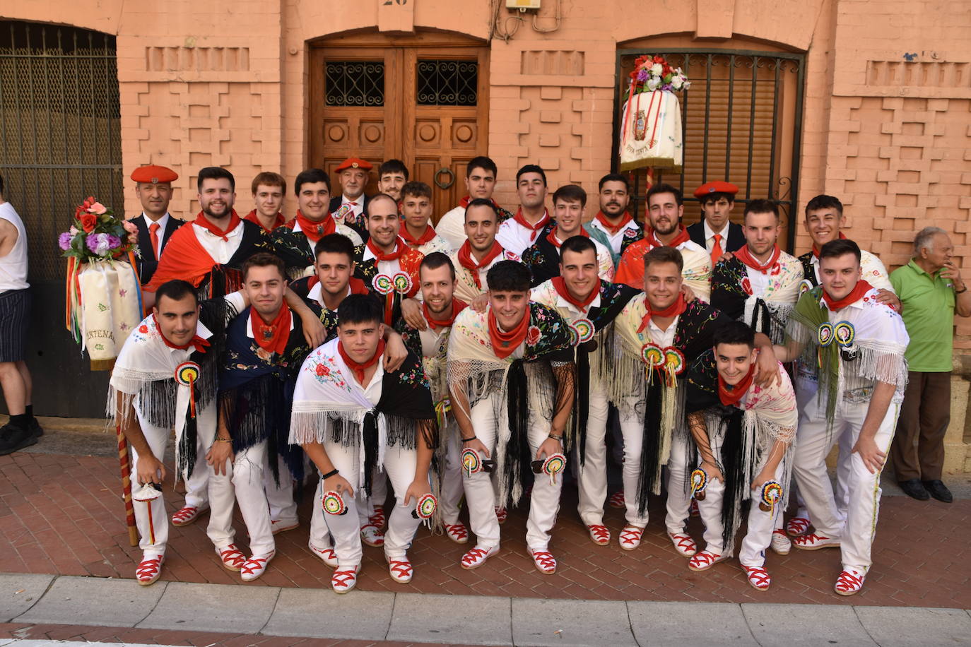 Búscate en las fiestas de Santa Ana de Cervera