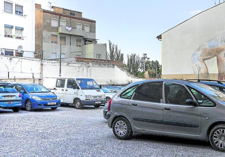 El Ayuntamiento ha completado la propiedad de esta finca, en la que quiere edificar.