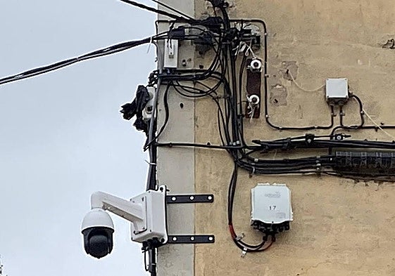 Cámara de videovigilancia instalada en Cihuri.