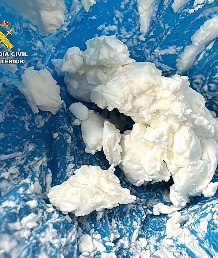 Imagen secundaria 2 - Detenido en Zarratón por resistencia, desobediencia, atentado a la autoridad y tráfico de drogas