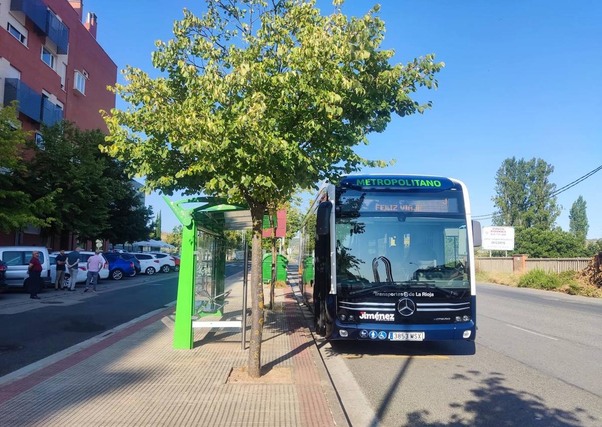 Imagen secundaria 1 - La flota de metropolitanos incorpora el primer autobús 100% eléctrico