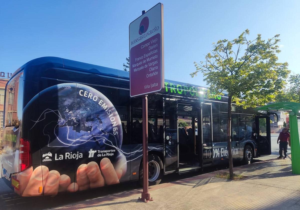 Imagen principal - La flota de metropolitanos incorpora el primer autobús 100% eléctrico