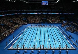 Las butacas del Paris La Defense Arena, sede olímpica. Paris La Défense Arena, sede de las competiciones de natación y waterpolo de los Juegos Olímpicos de París 2024, con butacas fabricadas por la empresa riojana EuroSeating.