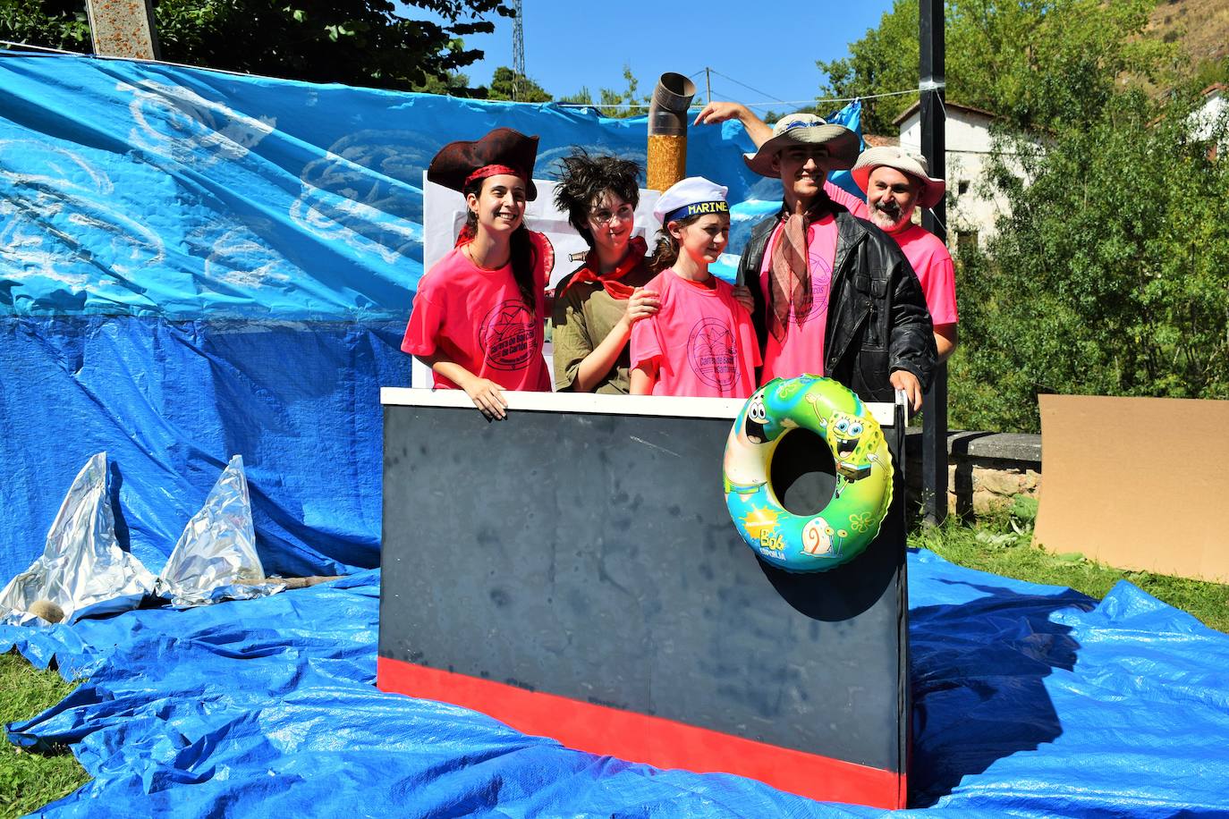 Con amigos y barcos de cartón por el Iregua