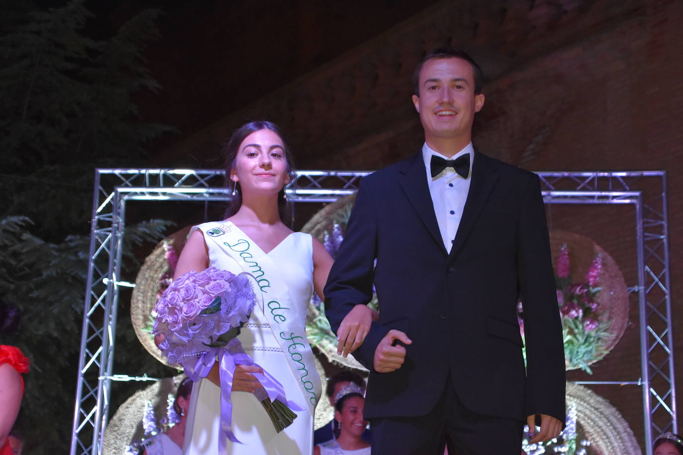 Proclamación de la reina de las fiestas de Aldeanueva