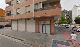 Garaje en José María Garrido, 53, en el que el Ayuntamiento cuenta con cuatro plazas.