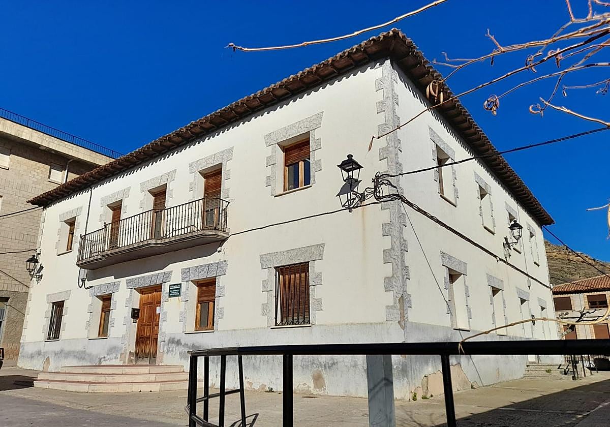 Exterior de la Casa de Cultura de Cervera del Río Alhama.
