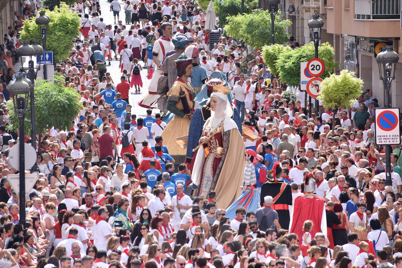 El dragon de la peña Riojana, la mejor carroza