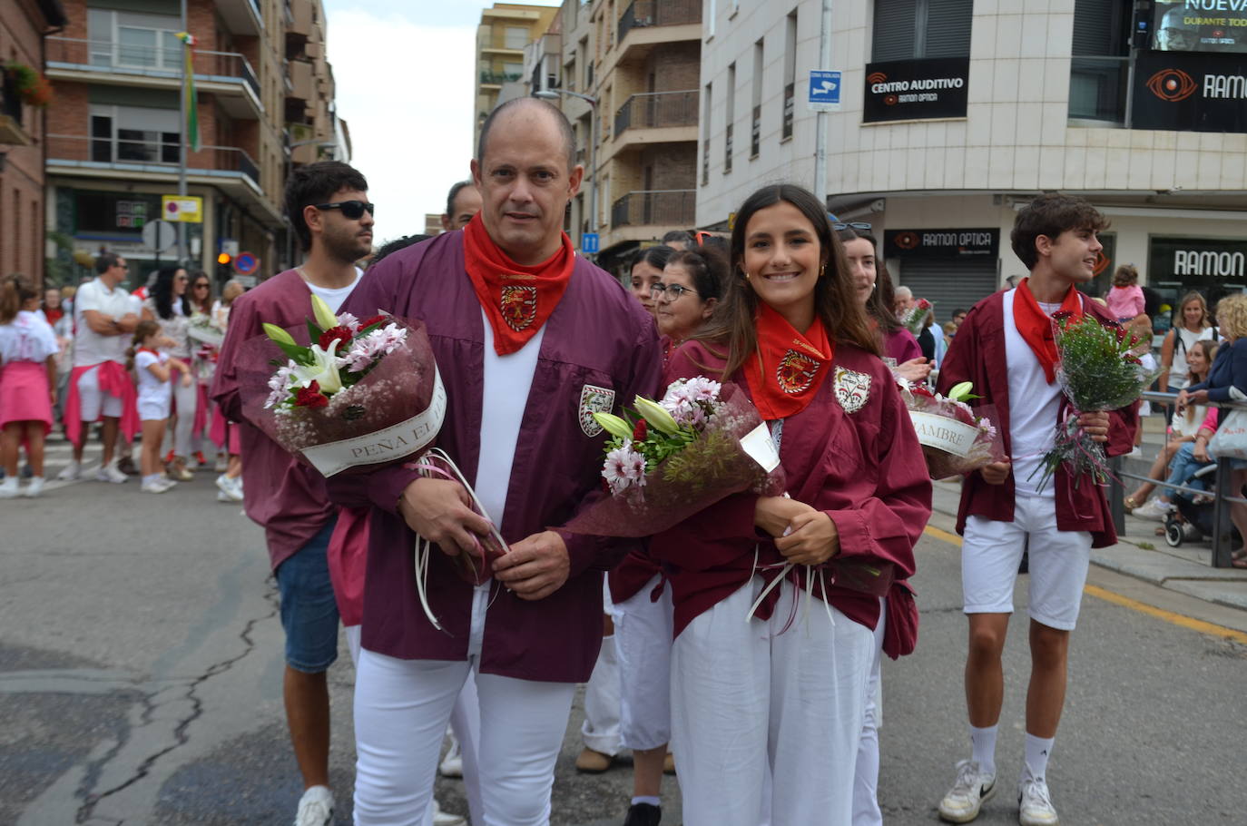 Las imágenes de la ofrenda de flores a los patronos en Calahorra