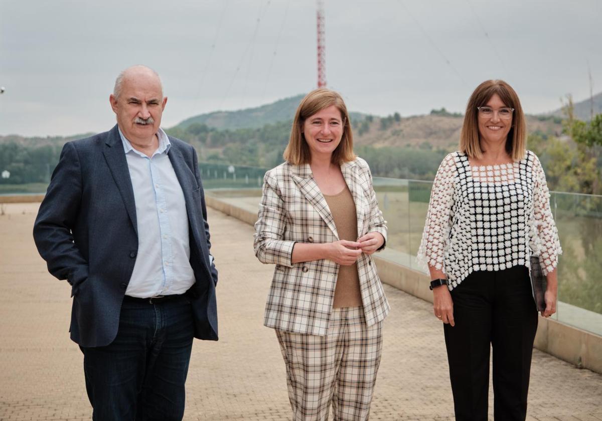 José María Aierdi (Navarra), Noemí Manzanos (La Rioja) y Amaia Barredo (País Vasco), en La Grajera.