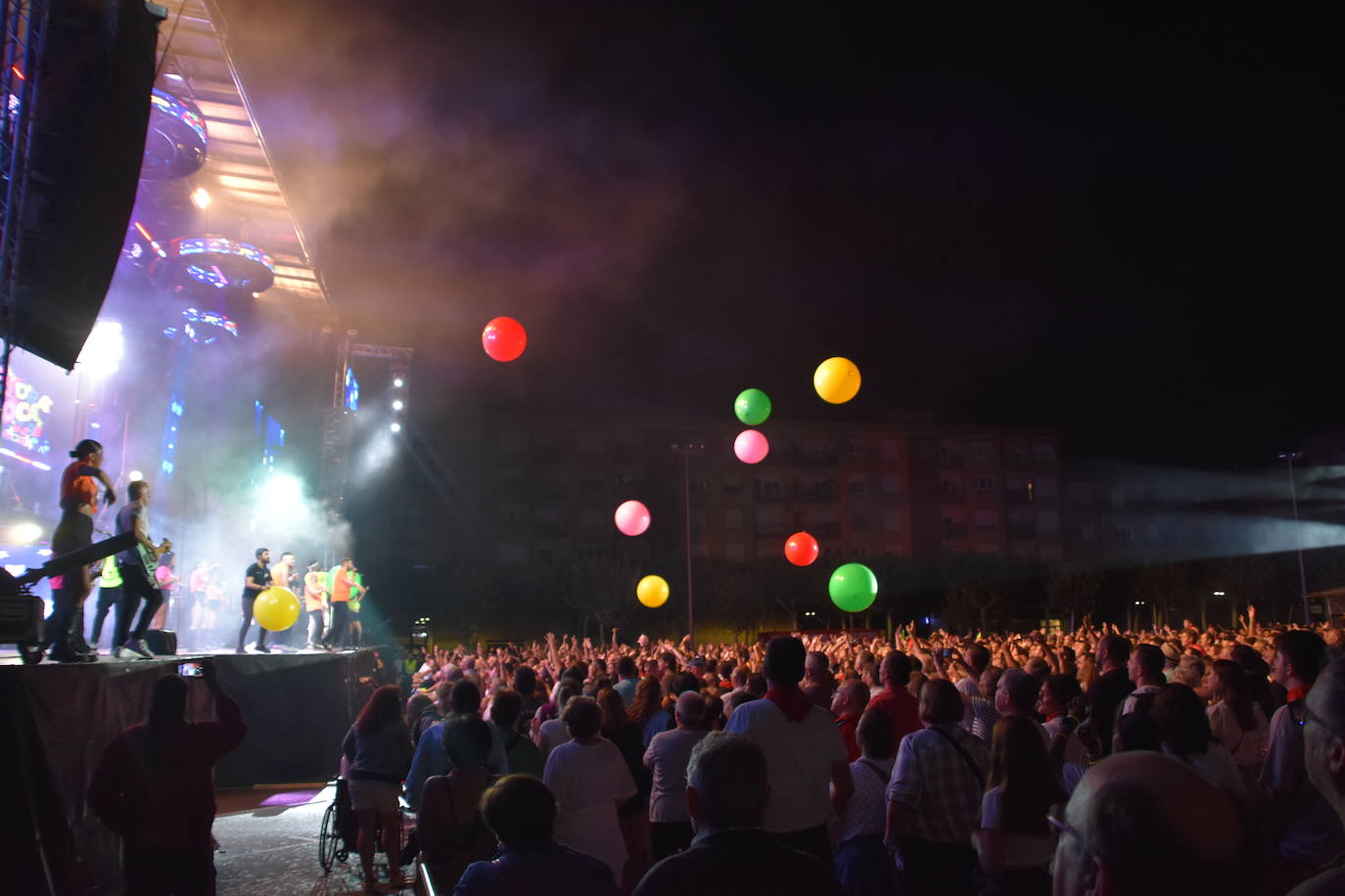 Las imágenes del multitudinario concierto de la orquesta Panorama