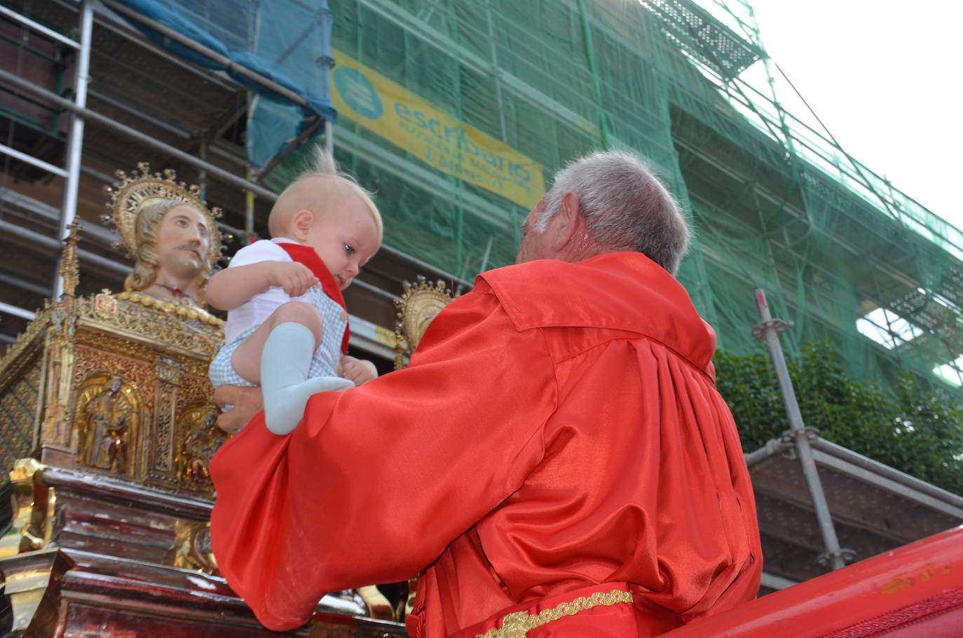 Procesión en honor a los santos de Calahorra