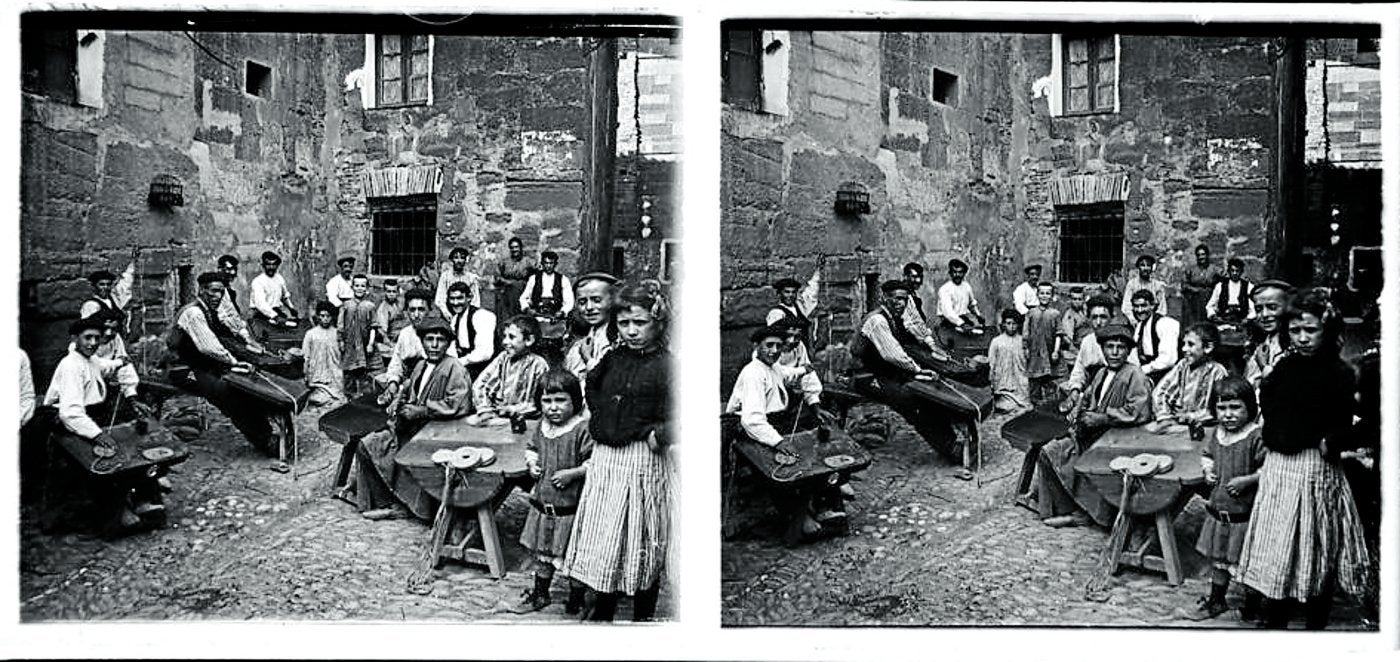 Alpargateros de Haro, fotografía estereoscópica (doble) tomada por Polentinos en su viaje a La Rioja a principios del siglo XX.