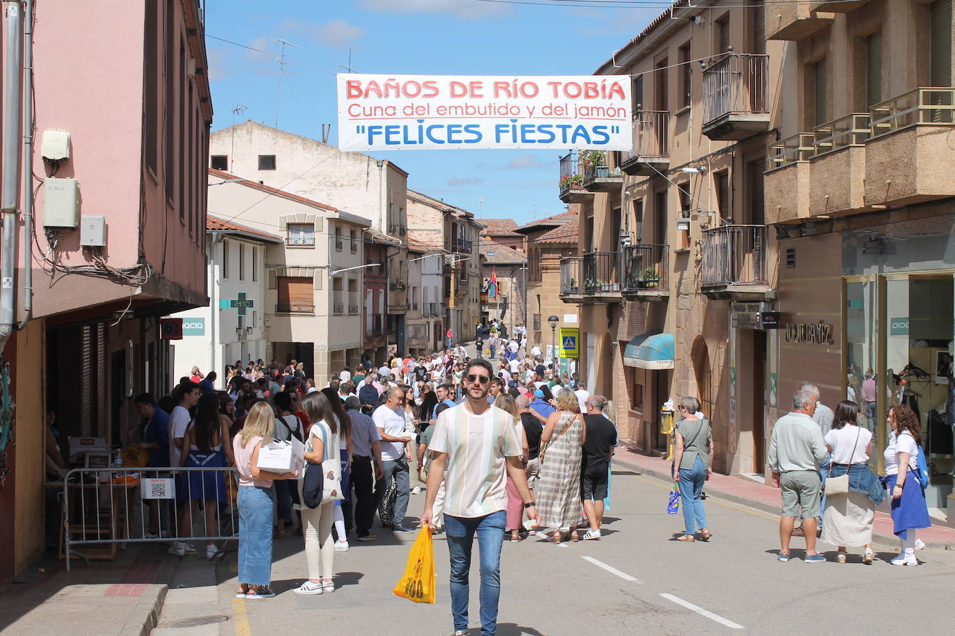 Baños de Río Tobía celebra el Festival del Chorizo