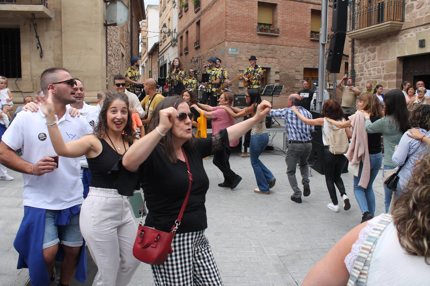 Baños de Río Tobía celebra el Festival del Chorizo