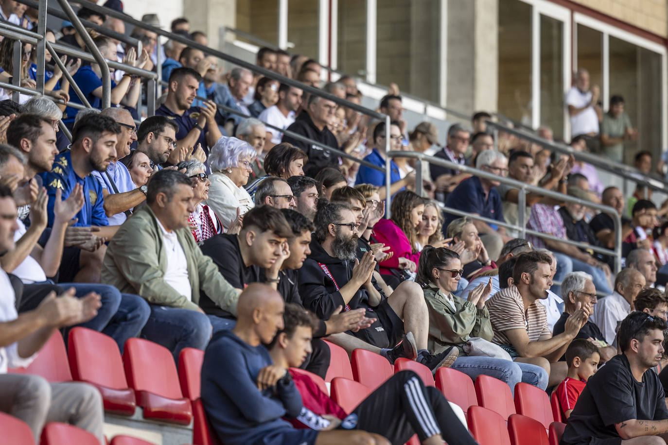 El partido SD Logroñés-Teruel