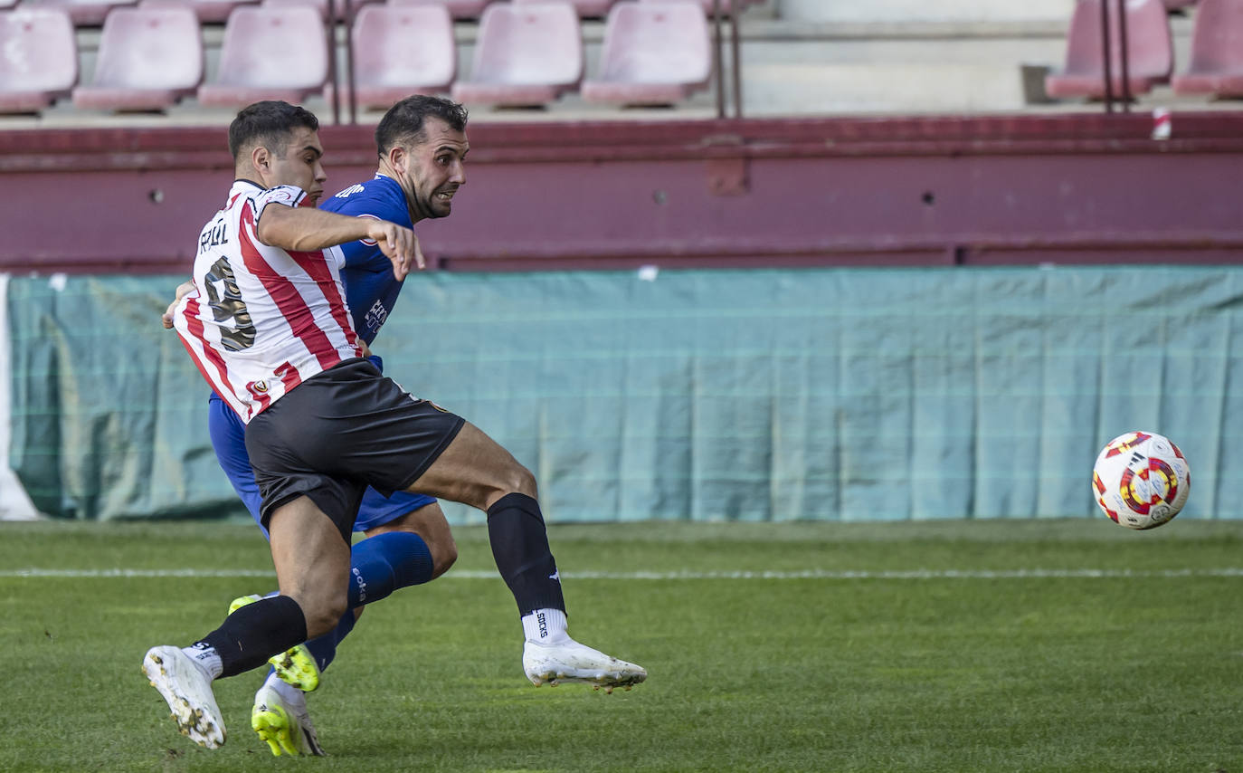 El partido SD Logroñés-Teruel