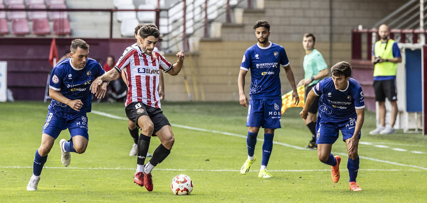 El partido SD Logroñés-Teruel