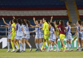 La sub'20 celebra la victoria ante Marruecos.