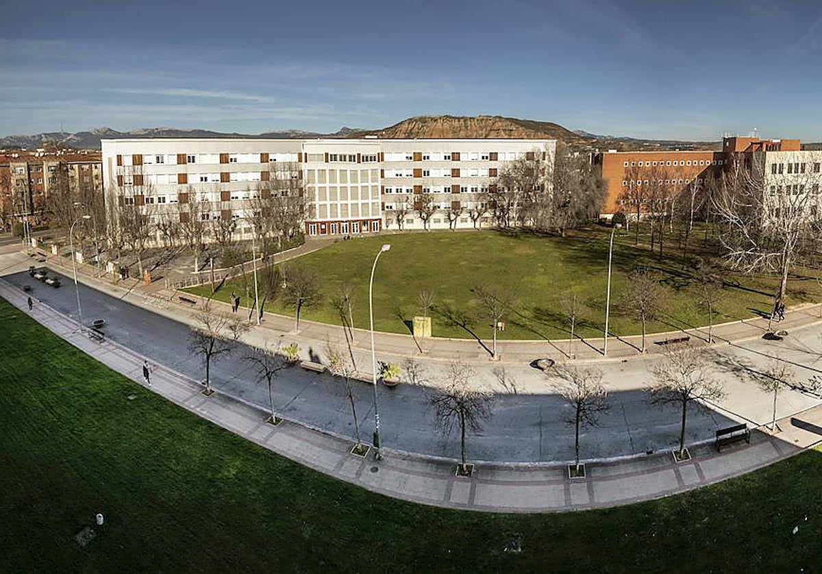 Panorámica del campus logroñés de la Universidad de La Rioja (UR), en una imagen de archivo.