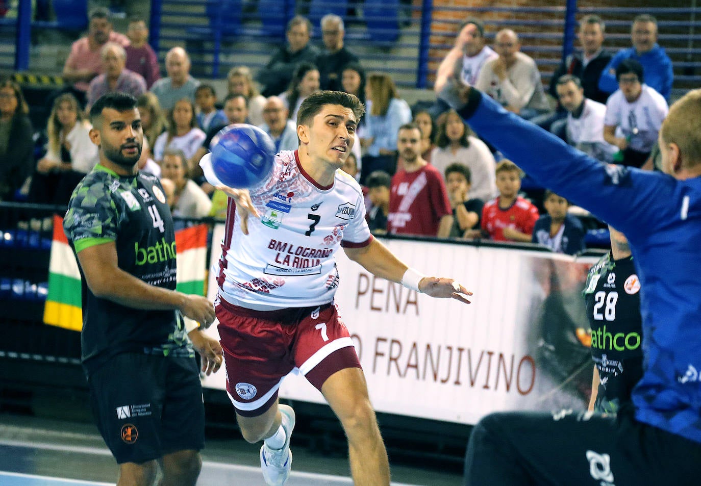 Las imágenes del Ciudad de Logroño-Torrelavega