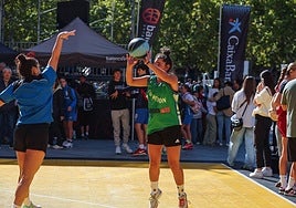 La plaza del Ayuntamiento de Logroño acoge el Plaza 3x3