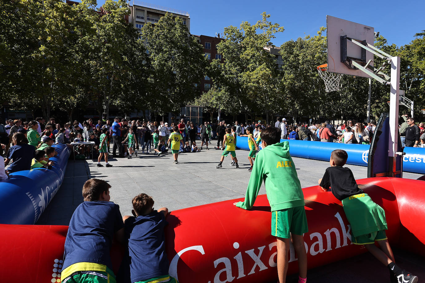 La plaza del Ayuntamiento de Logroño acoge el Plaza 3x3