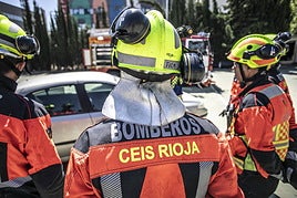 Imagen de archivo de un bombero del CEIS.