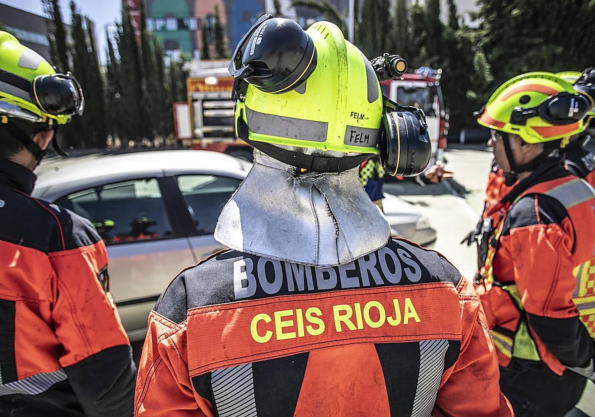 Imagen de archivo de un bombero del CEIS.