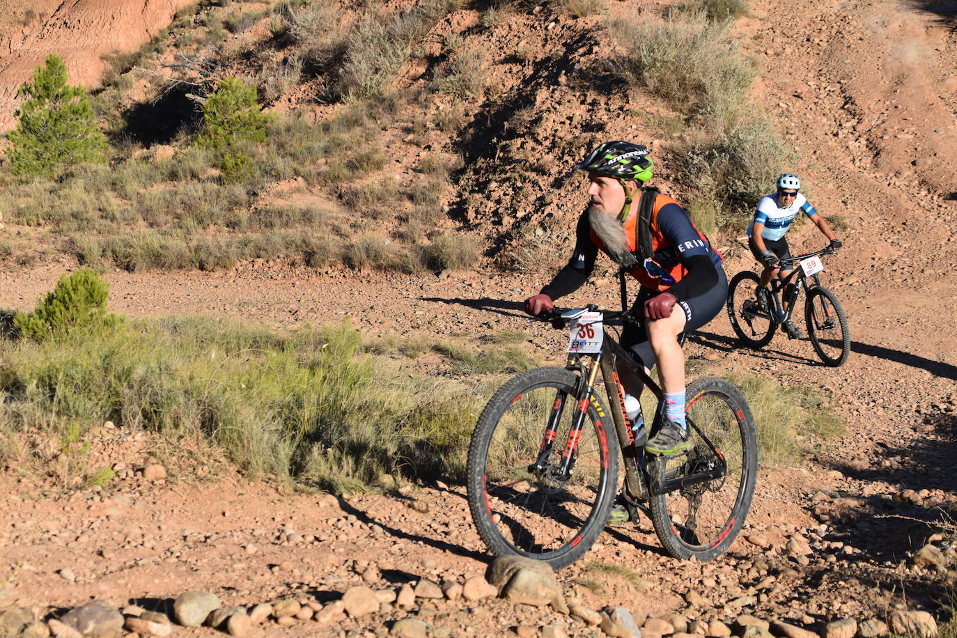 Cruz y Calleja ganan la BTT Peña Calagurritana