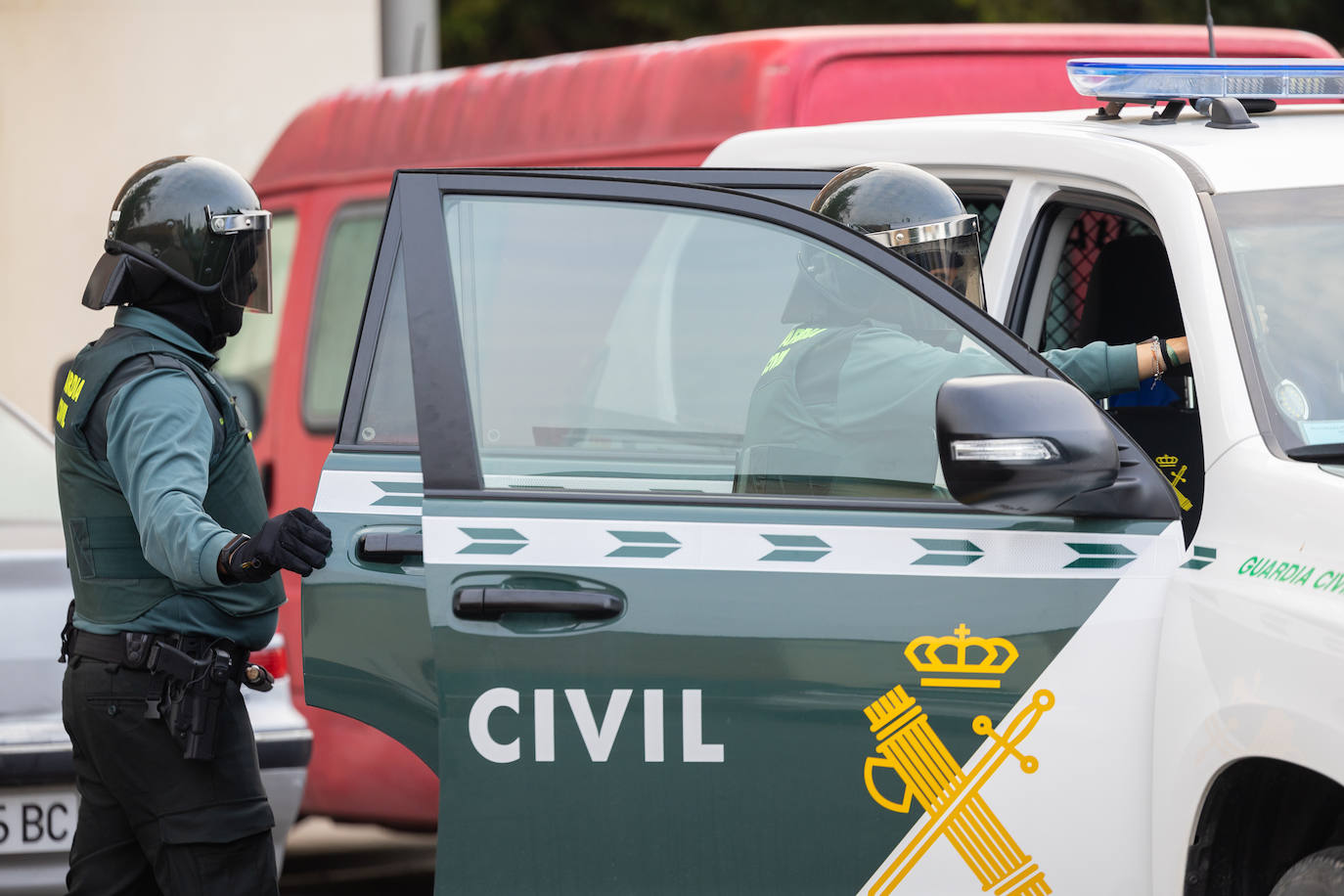 Redada y detención en la calle Ebro