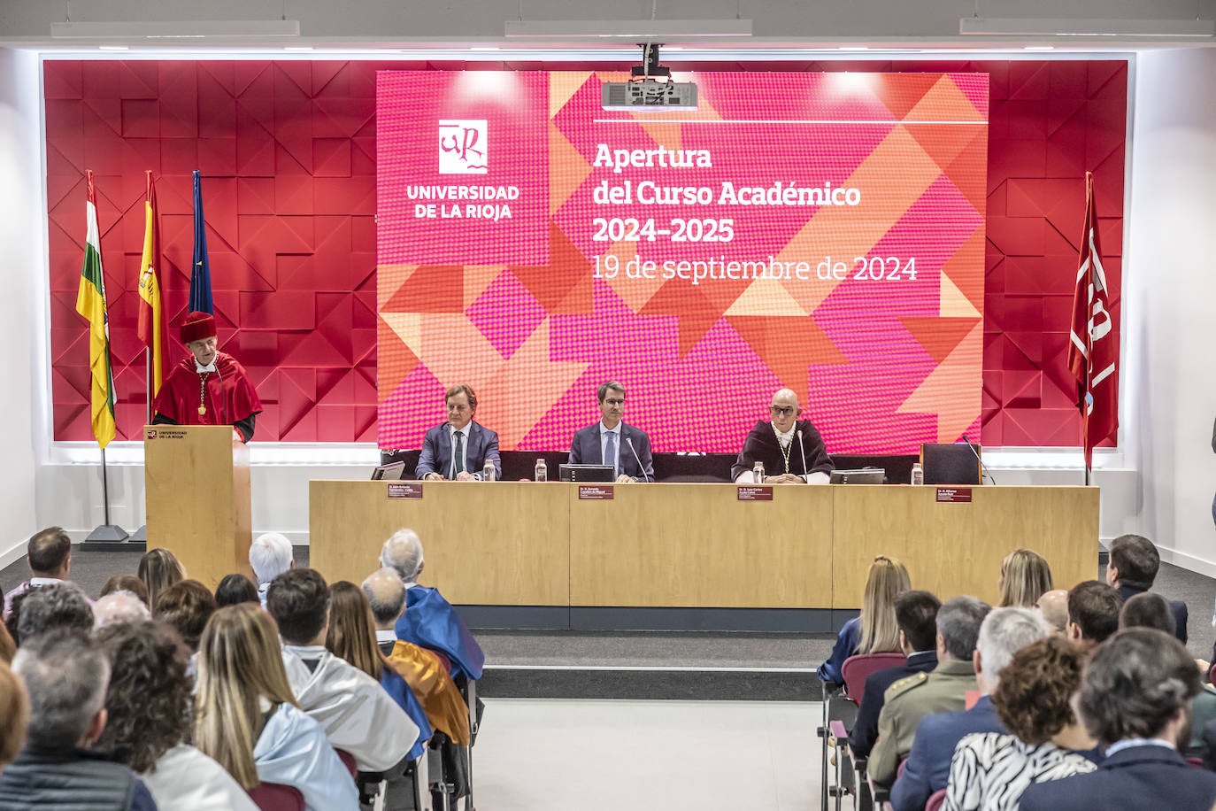 Apertura del curso académico 2024-2025 de la UR