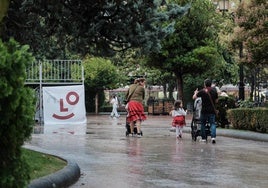 El tragantúa, previsto en el Espolón, ha faltado a su cita por la lluvia.