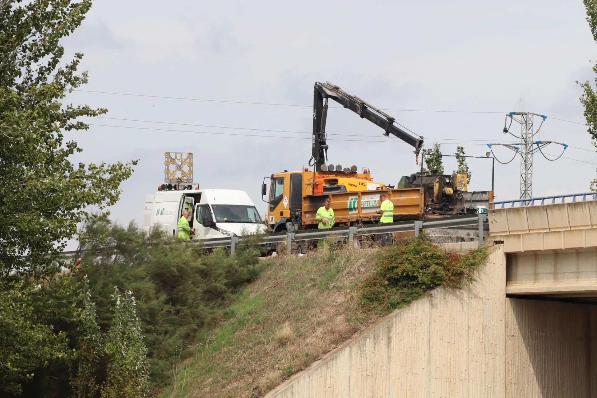 Obras de asfaltado en la N-232, en Alfaro.