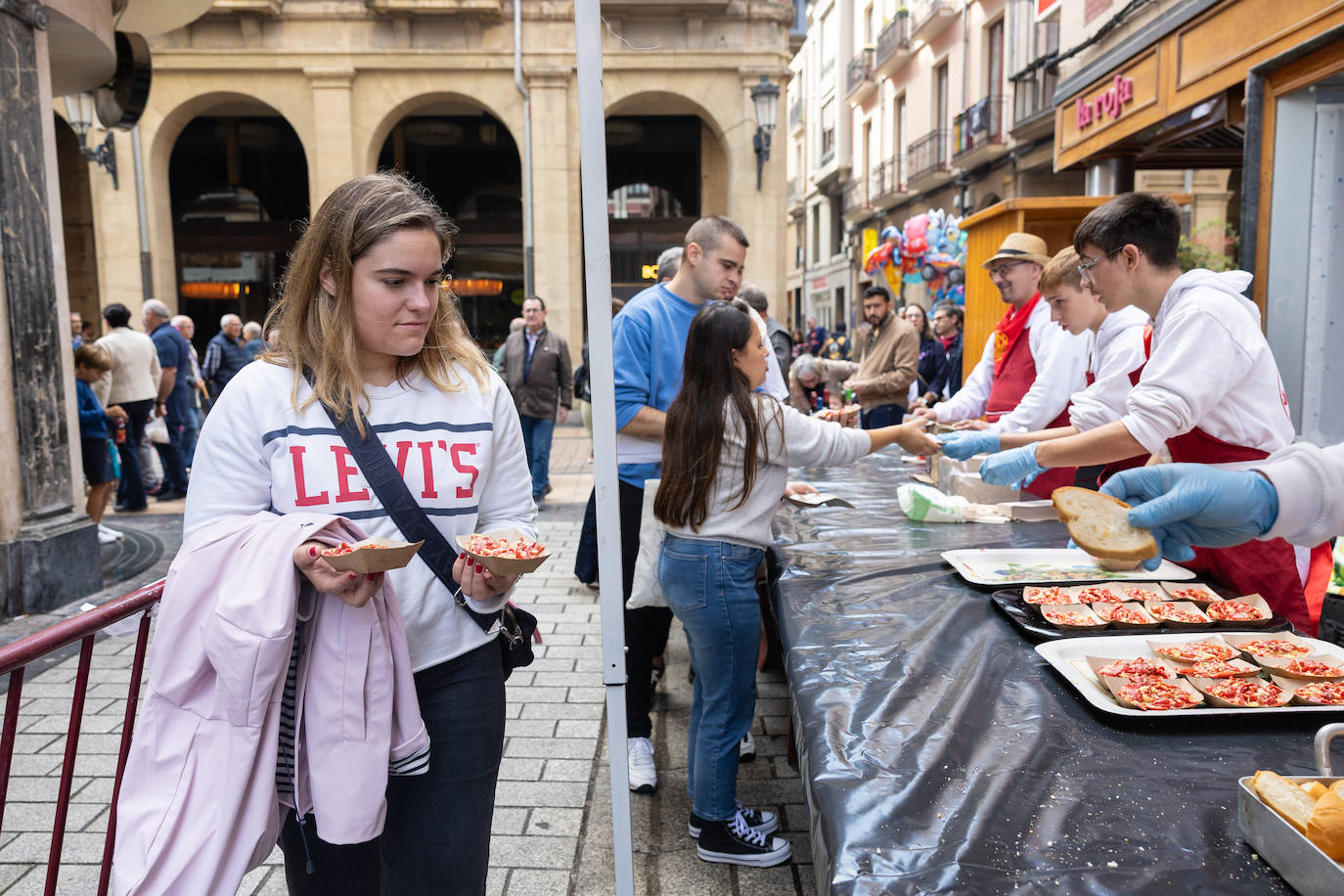 Salchichón, pimientos, huevos, chuletas... todas las degustaciones el día de San Mateo