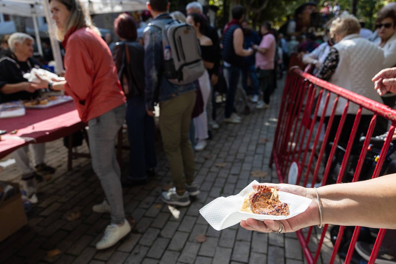 Salchichón, pimientos, huevos, chuletas... todas las degustaciones el día de San Mateo