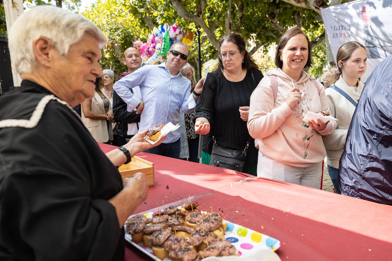 Salchichón, pimientos, huevos, chuletas... todas las degustaciones el día de San Mateo