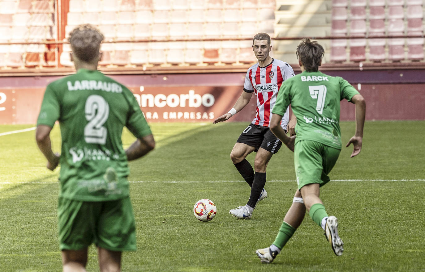 Las mejores imágenes de UD Logroñés - Gernika